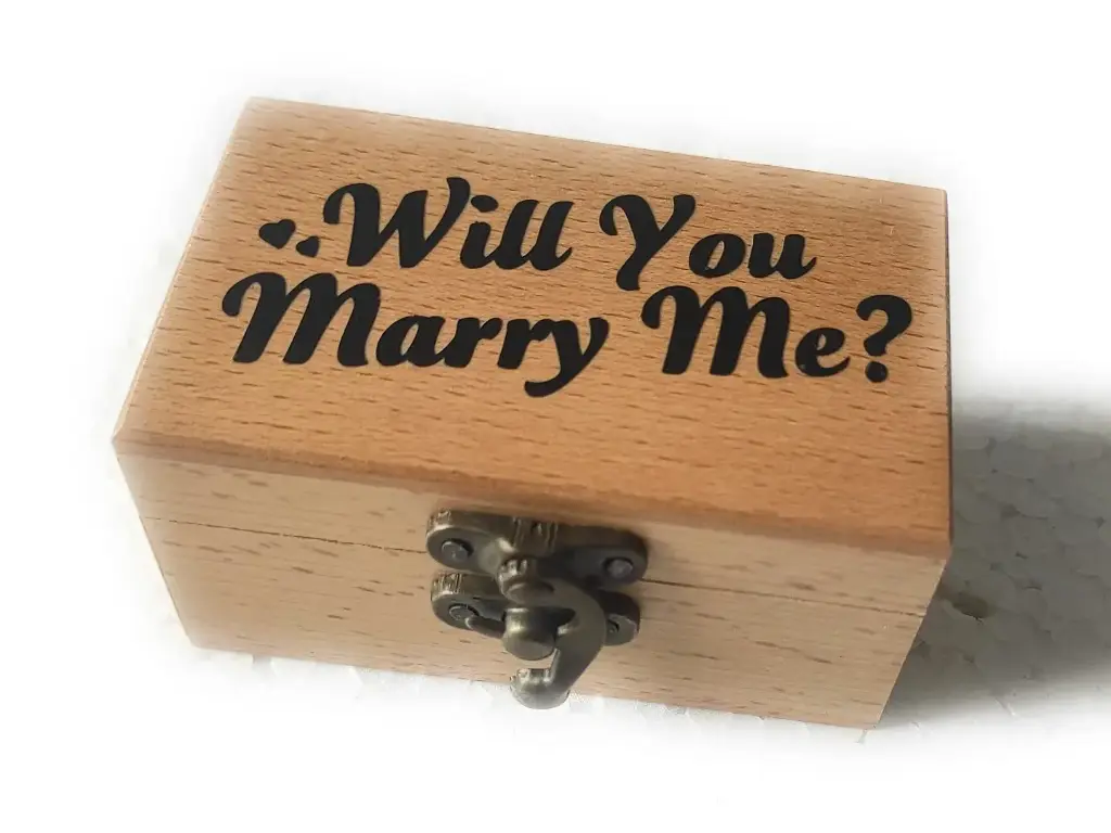 Wooden Ring Box